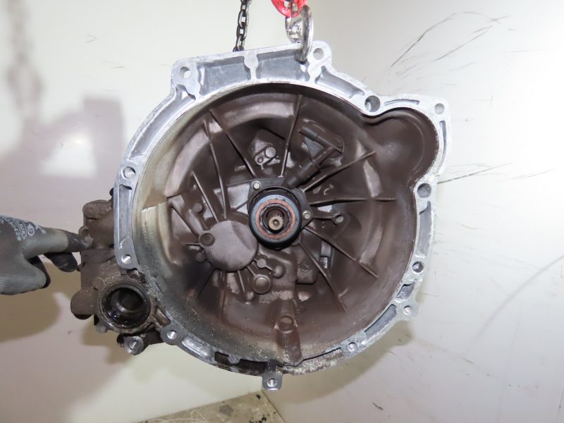 FORD-BOITE A VITESSE MECANIQUE