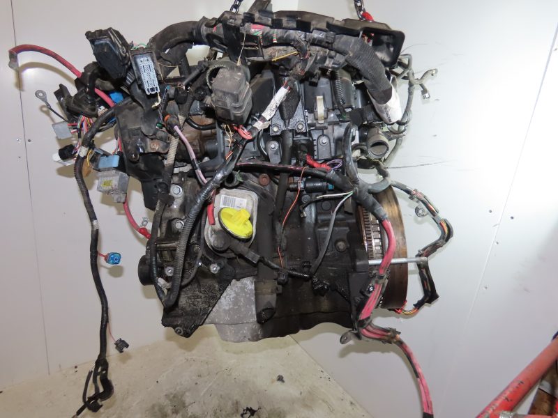 RENAULT-MOTEUR COMPLET