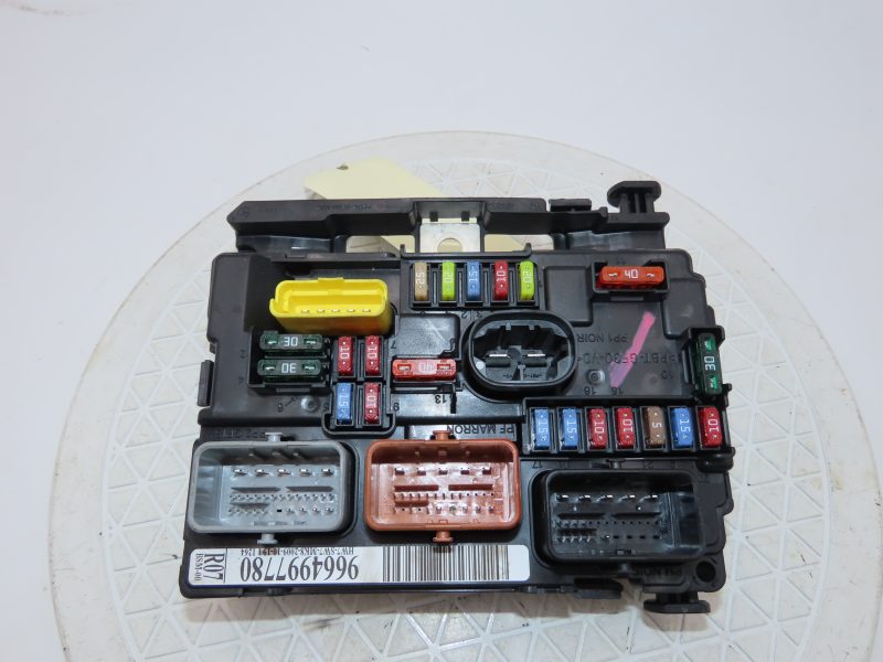 PEUGEOT-BSM (BOITIER SERVITUDE MOTEUR)