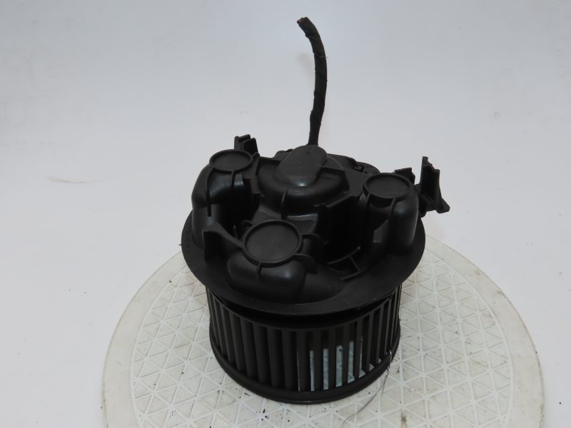 NISSAN-MOTEUR VENTILATEUR CHAUFFAGE