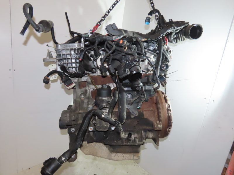 PEUGEOT-MOTEUR COMPLET