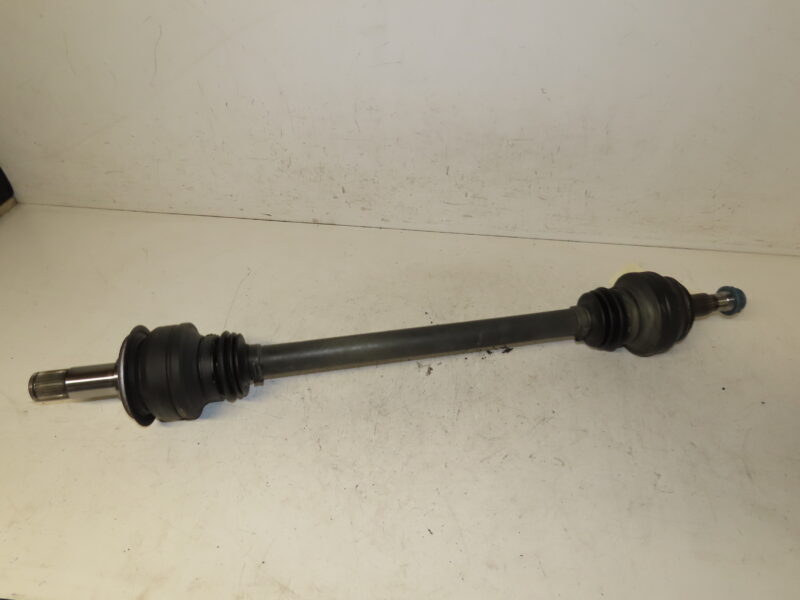 MERCEDES-TRANSMISSION ARG