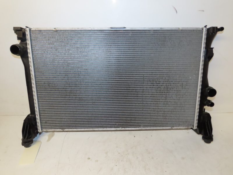 MERCEDES-RADIATEUR