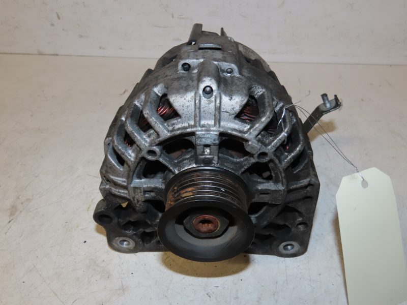 VOLKSWAGEN-ALTERNATEUR