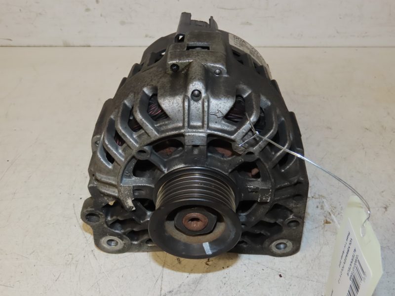 VOLKSWAGEN-ALTERNATEUR