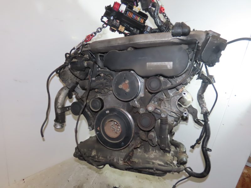 AUDI-MOTEUR COMPLET