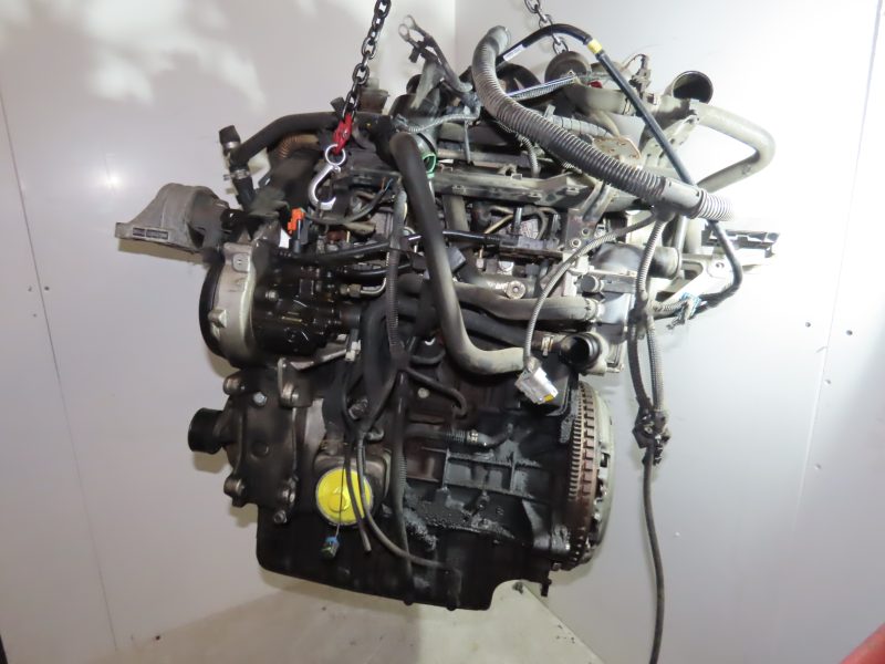 PEUGEOT-MOTEUR COMPLET