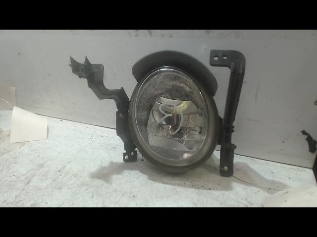 HYUNDAI-PHARE ANTIBROUILLARD AVG