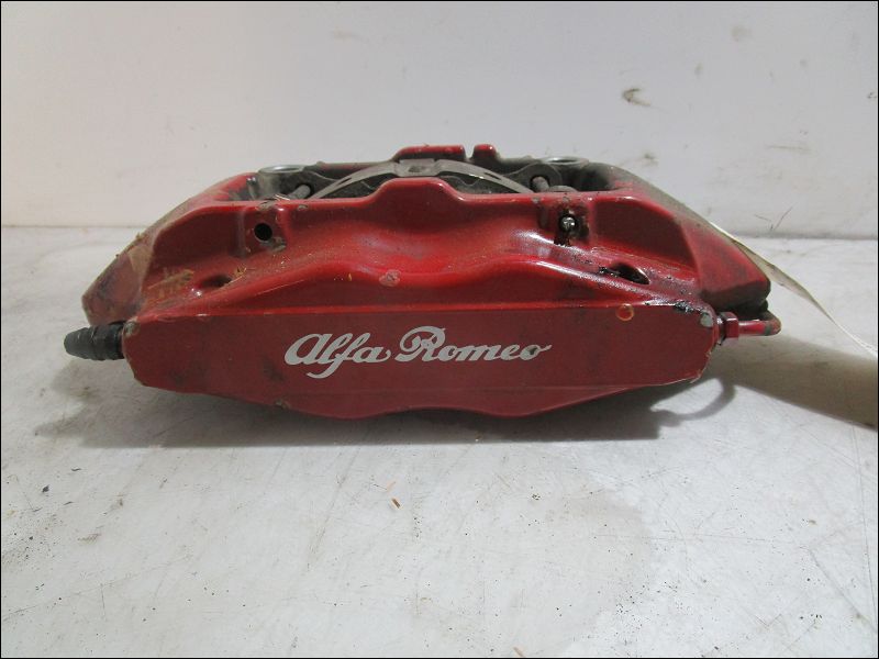 ALFA ROMEO-ETRIER DE FREIN AVD