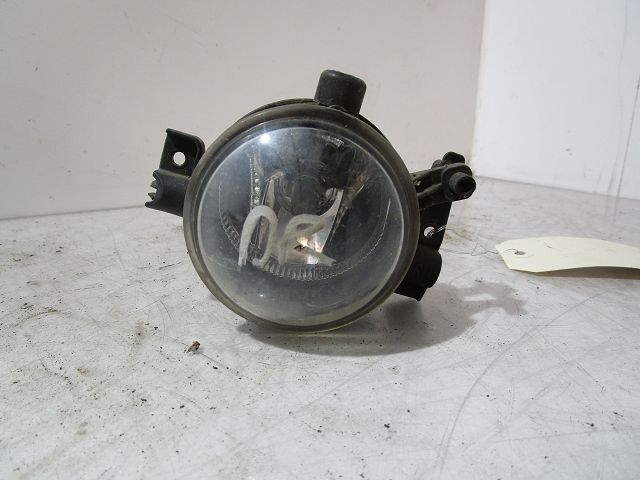 FORD-PHARE ANTIBROUILLARD AVD