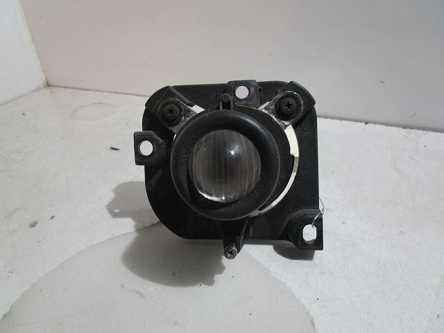 FIAT-PHARE ANTIBROUILLARD AVD