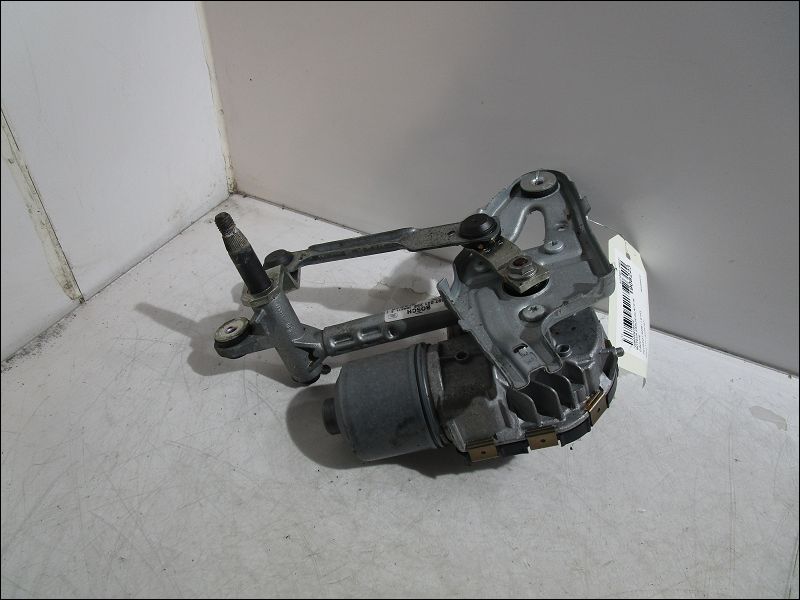 PEUGEOT-MOTEUR ESSUIE-GLACE AV GAUCHE