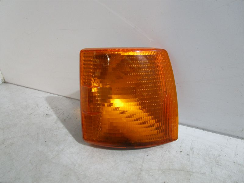VOLKSWAGEN-CLIGNOTANT D