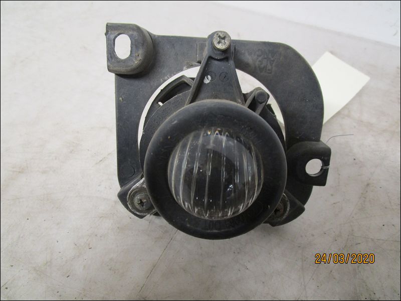 FIAT-PHARE ANTIBROUILLARD AVD