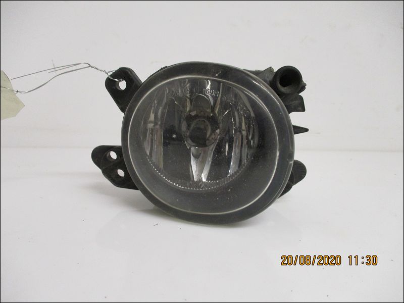 MERCEDES-PHARE ANTIBROUILLARD AVD