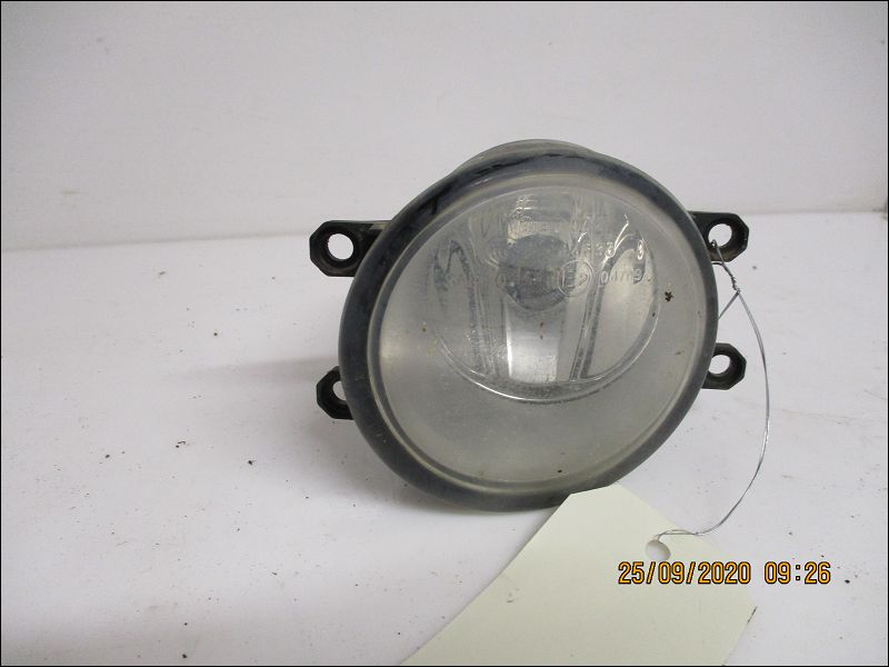 TOYOTA-PHARE ANTIBROUILLARD AVG