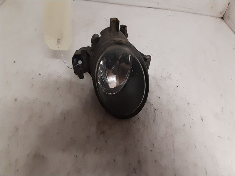 NISSAN-PHARE ANTIBROUILLARD AVG