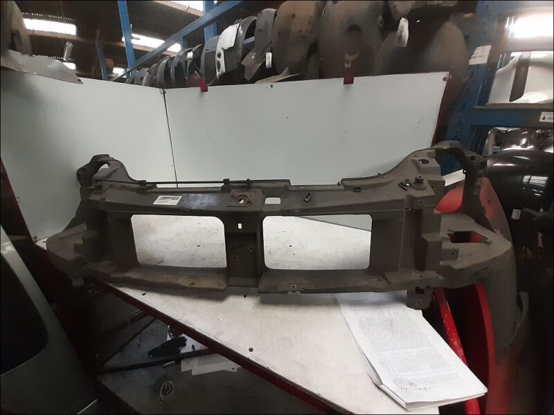 OPEL-TRAVERSE SUP ARMATURE AV