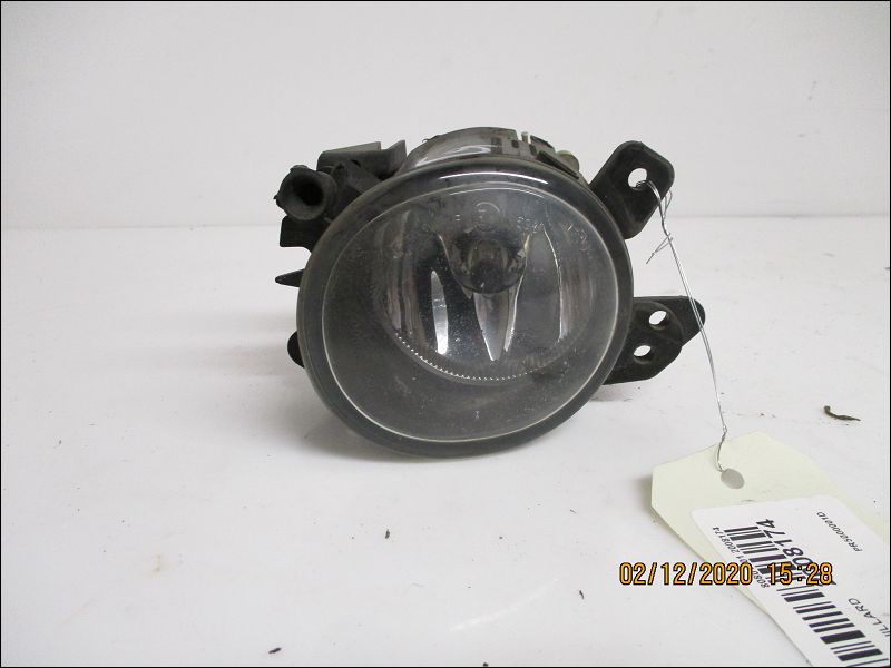 MERCEDES-PHARE ANTIBROUILLARD AVG