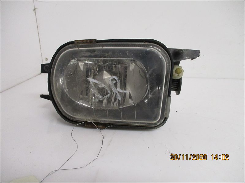 MERCEDES-PHARE ANTIBROUILLARD AVD