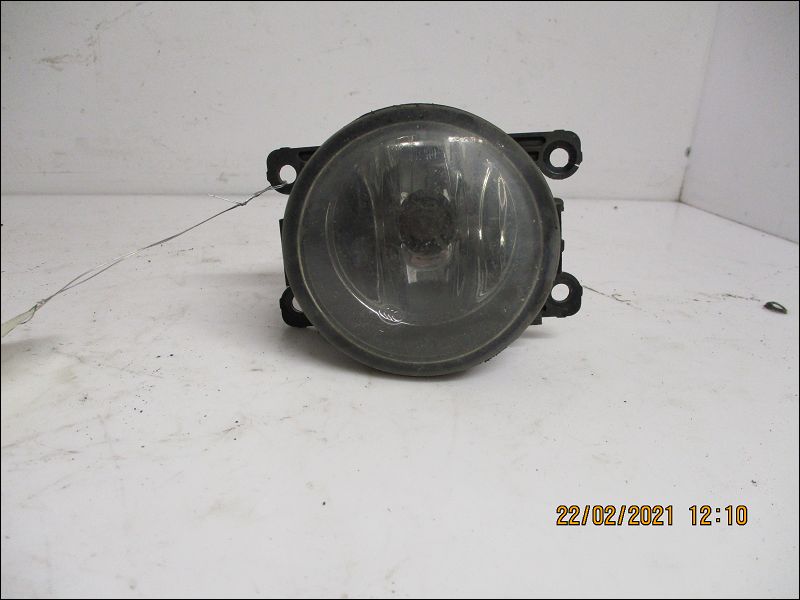 NISSAN-PHARE ANTIBROUILLARD AVD