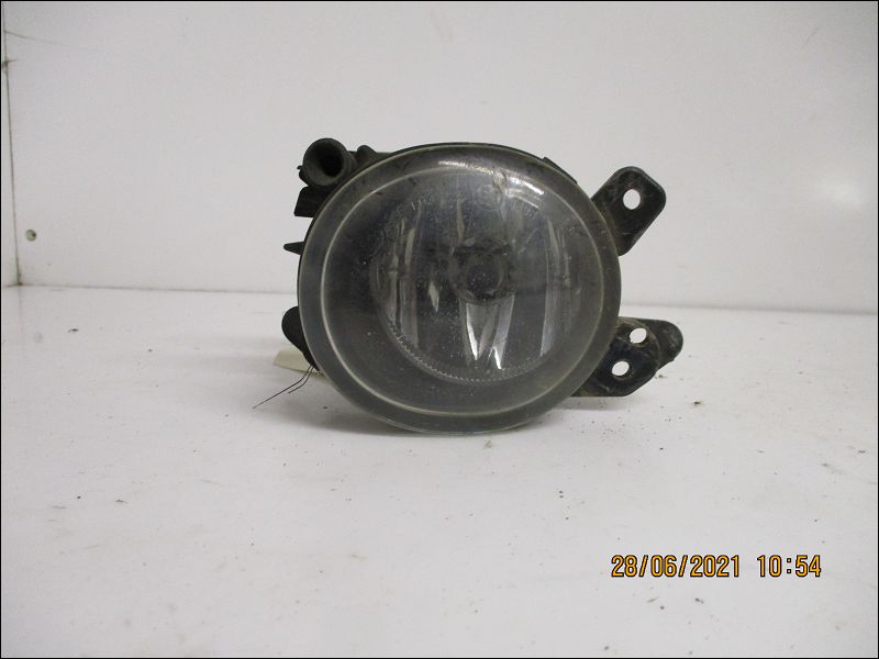 MERCEDES-PHARE ANTIBROUILLARD AVG