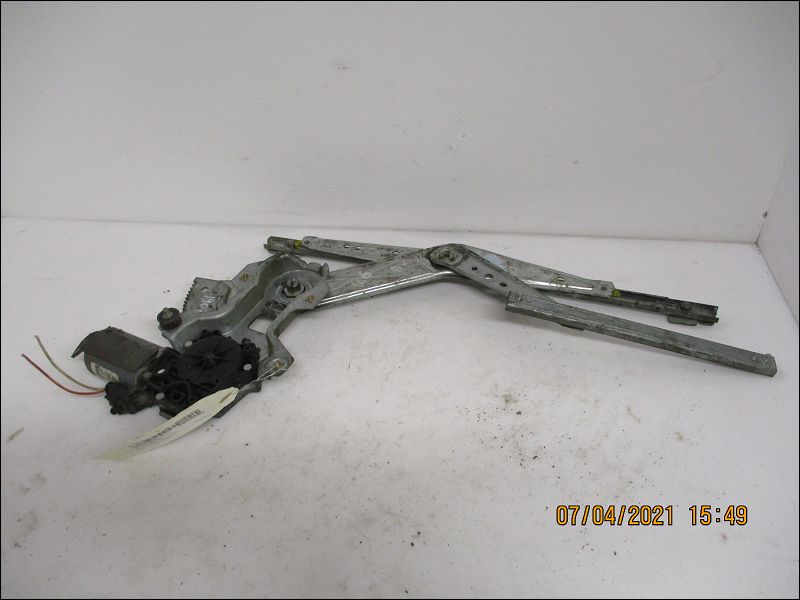 ALFA ROMEO-MECANISME+MOTEUR LEVE-GLACE AVG