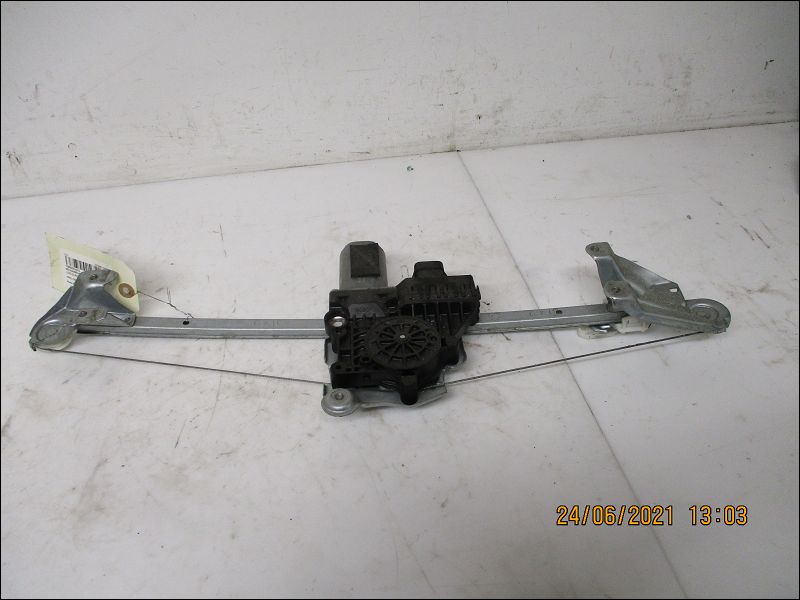 OPEL-MECANISME+MOTEUR LEVE-GLACE ARD