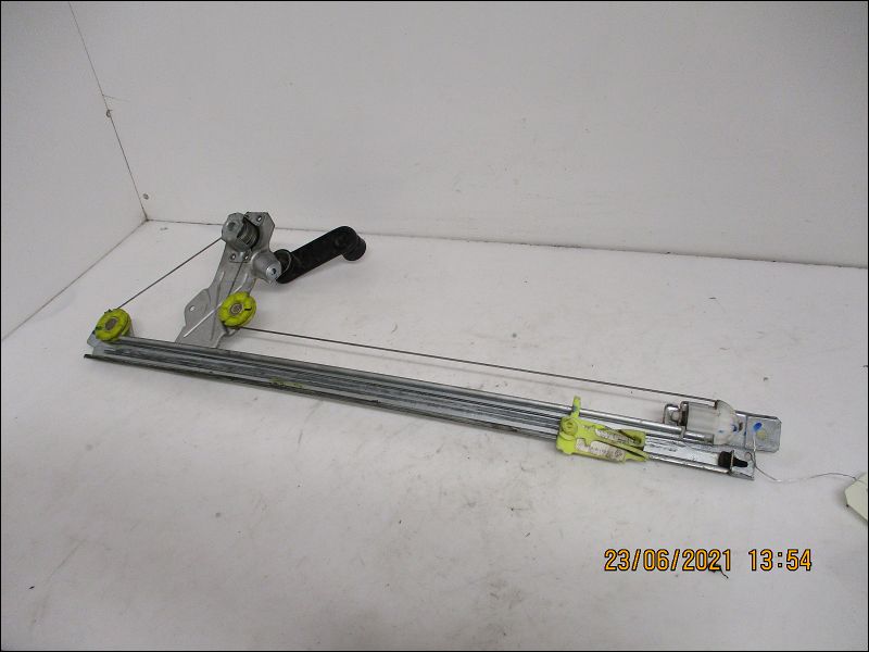 RENAULT-MECANISME LEVE-GLACE AVD
