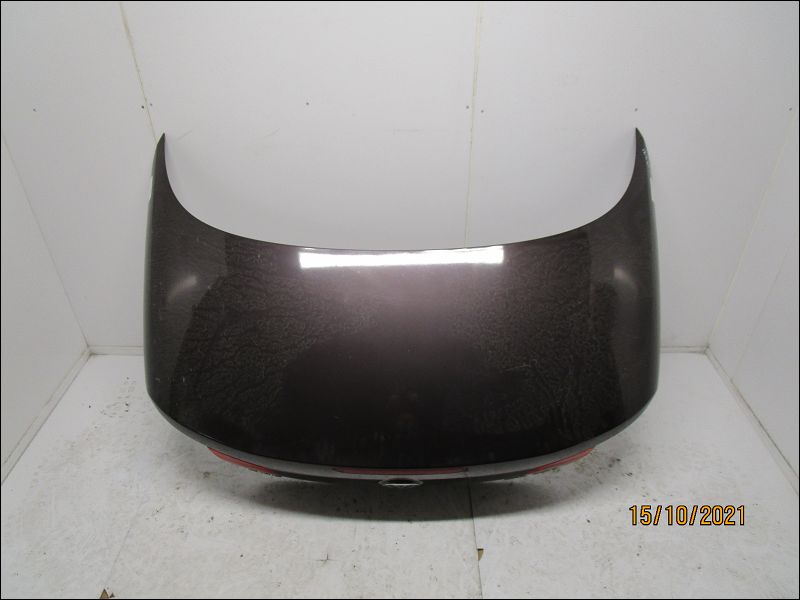 VOLKSWAGEN-COFFRE AR