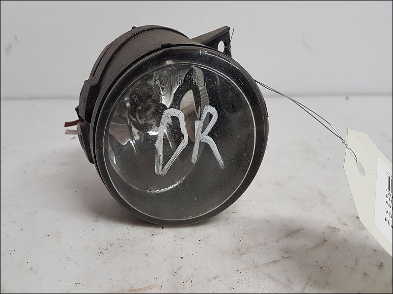 VOLKSWAGEN-PHARE ANTIBROUILLARD AVD