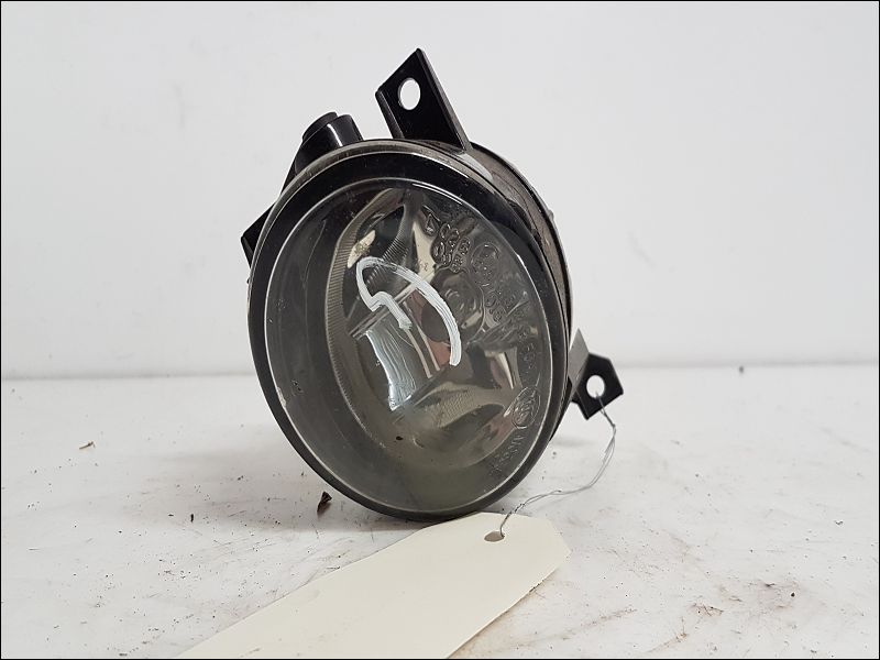 VOLKSWAGEN-PHARE ANTIBROUILLARD AVG