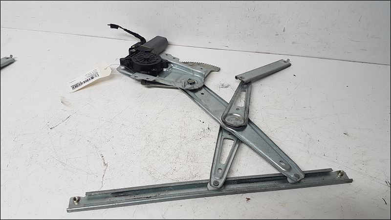 TOYOTA-MECANISME+MOTEUR LEVE-GLACE AVD