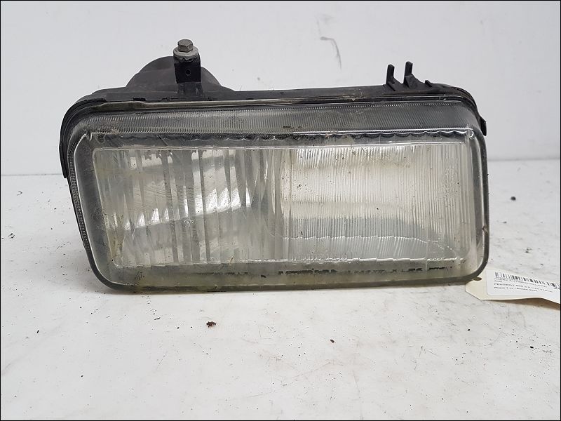 PEUGEOT-PHARE ANTIBROUILLARD AVD