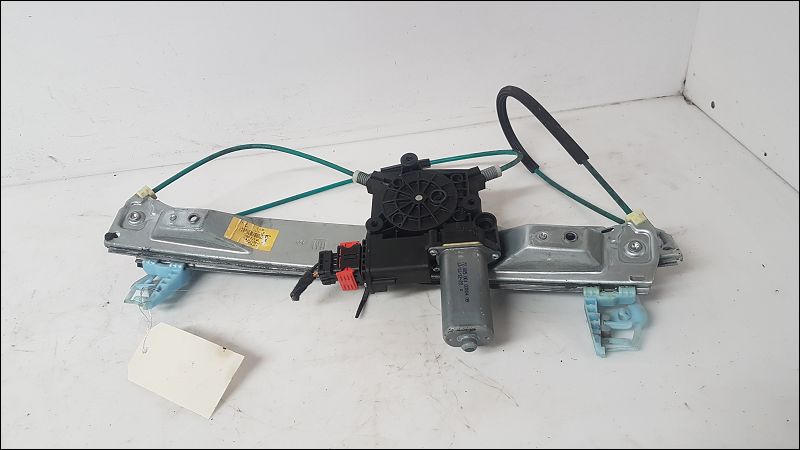 OPEL-MECANISME+MOTEUR LEVE-GLACE AVG