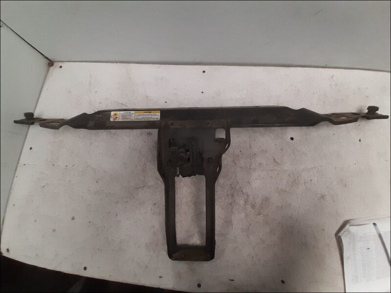 JEEP-TRAVERSE SUP ARMATURE AV