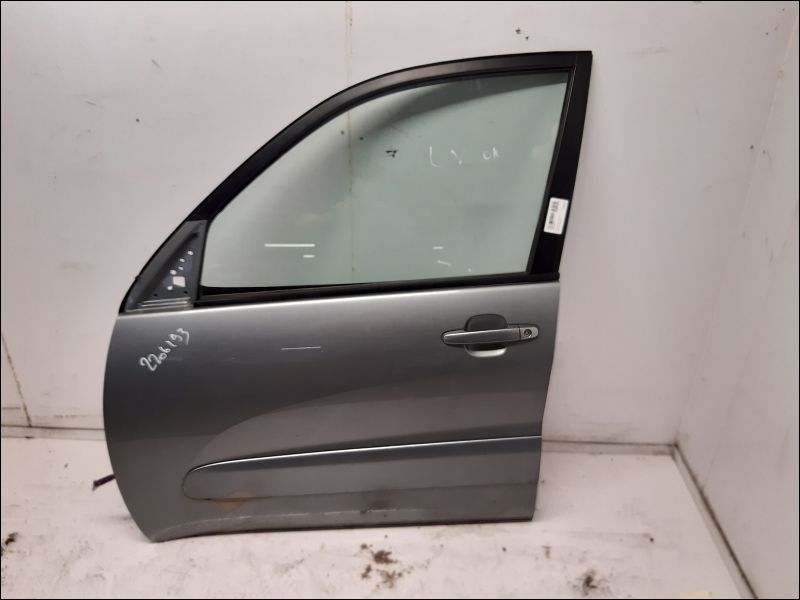 TOYOTA-PORTE AVG