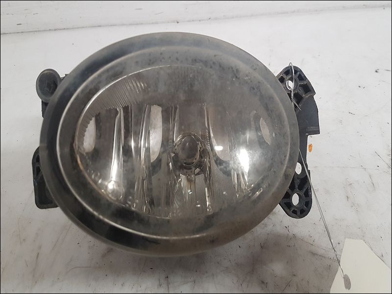 MERCEDES-PHARE ANTIBROUILLARD AVD