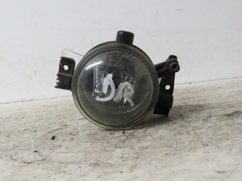 FORD-PHARE ANTIBROUILLARD AVD