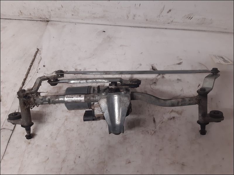 VOLKSWAGEN-MOTEUR ESSUIE-GLACE AV
