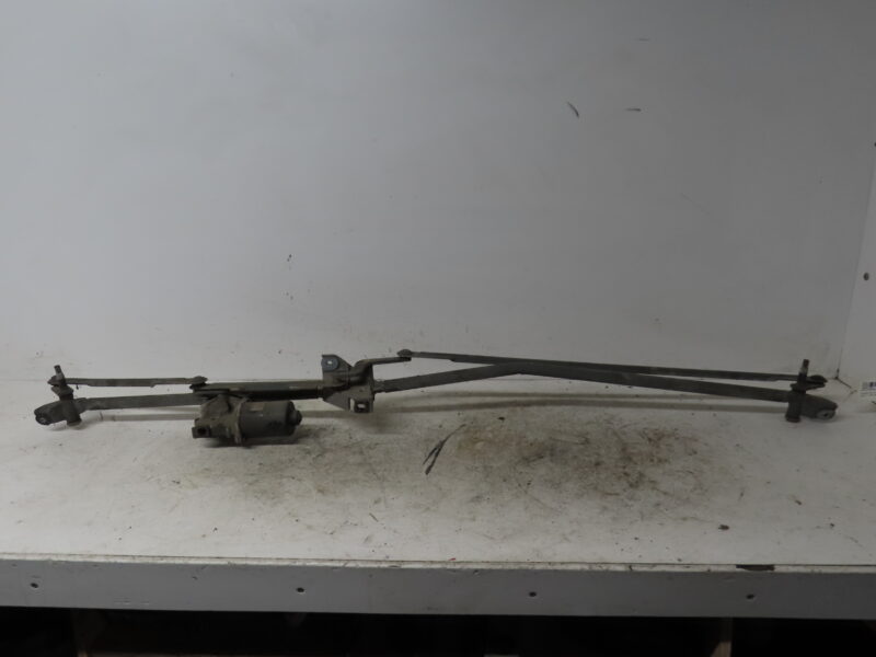 PEUGEOT-MOTEUR ESSUIE-GLACE AV