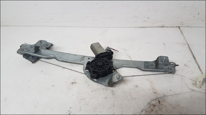 DACIA-MECANISME+MOTEUR LEVE-GLACE AVD