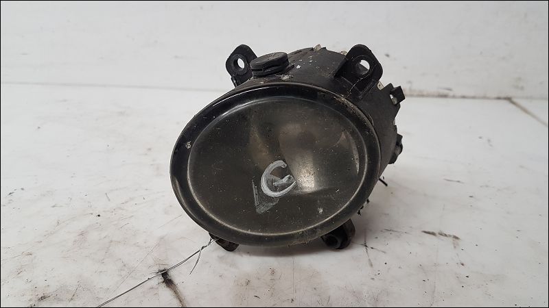 FORD-PHARE ANTIBROUILLARD AVG