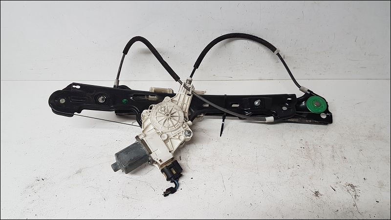 B.M.W.-MECANISME+MOTEUR LEVE-GLACE AVG