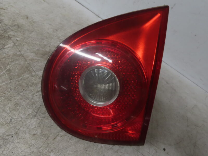 VOLKSWAGEN-FEU AR INT D