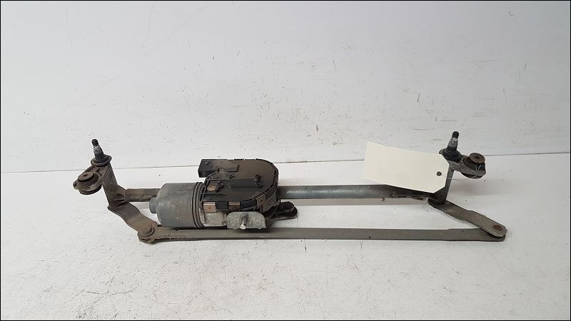 VOLKSWAGEN-MOTEUR ESSUIE-GLACE AV