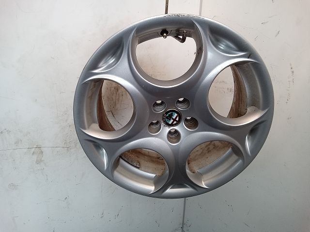 ALFA ROMEO-JANTE ALUMINIUM 4