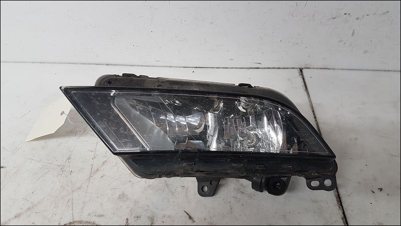 SEAT-PHARE ANTIBROUILLARD AVG