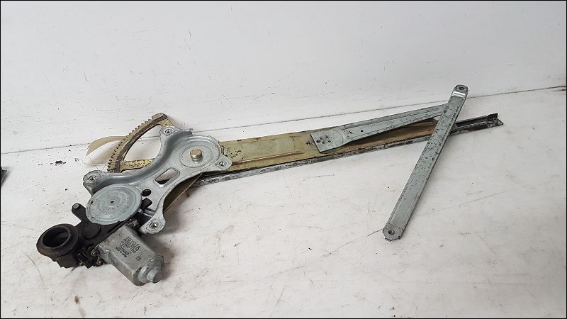 TOYOTA-MECANISME+MOTEUR LEVE-GLACE AVG