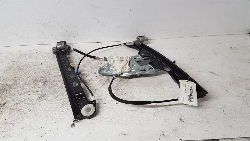 MERCEDES-MECANISME+MOTEUR LEVE-GLACE ARG
